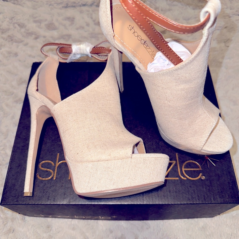 ***SOLD***MAZIE high heel sandal ~ nude/natural ~ Shoedazzle 👠 👠